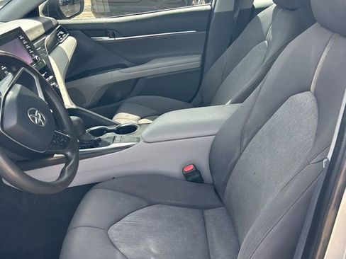 Used 2023 Toyota Camry LE FWD image 9