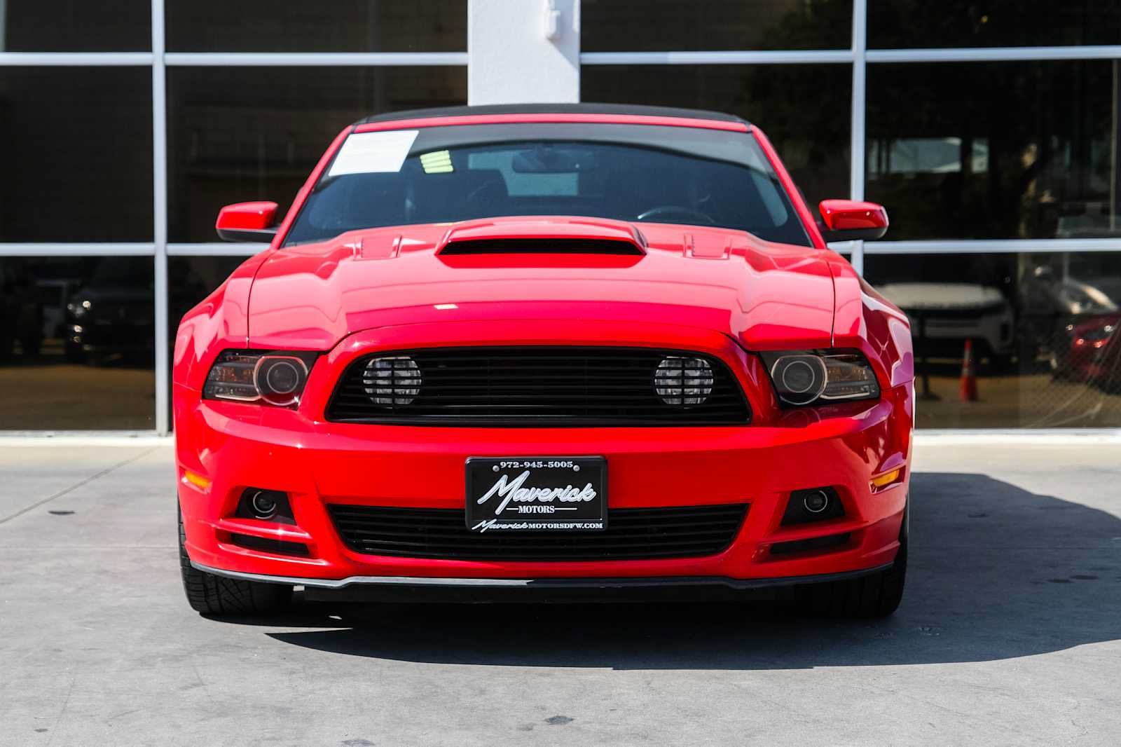 Used 2014 Ford Mustang GT Premium w/ Electronics Package RWD image 2