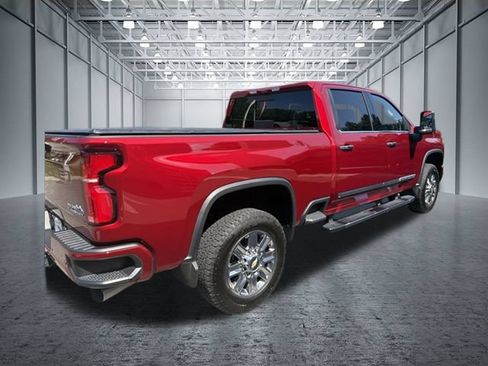 Used 2026 Chevrolet Silverado 2500 High Country w/ High Country Premium Package AWD/4WD image 5