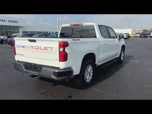 Certified 2022 Chevrolet Silverado 1500 LT w/ Convenience Package II AWD/4WD image 8