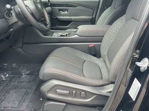 New 2026 Honda Pilot Sport image 9