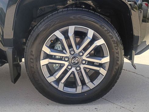 New 2026 Toyota 4Runner Limited AWD/4WD image 22