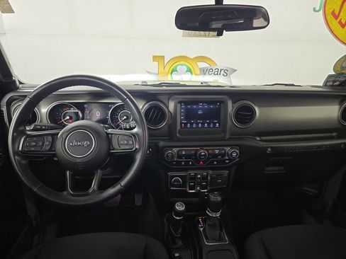 Certified 2022 Jeep Wrangler Unlimited Willys image 14