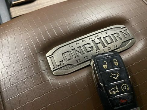 Used 2019 RAM 1500 Limited AWD/4WD image 17