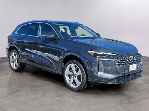 New 2025 Audi Q5 Premium Plus image 2