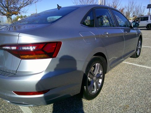 Used 2019 Volkswagen Jetta R-Line image 27