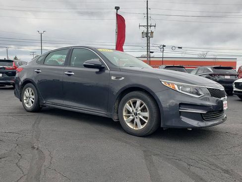 Used 2017 Kia Optima LX FWD image 1