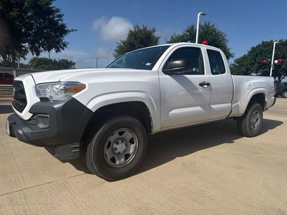 Used 2017 Toyota Tacoma SR
