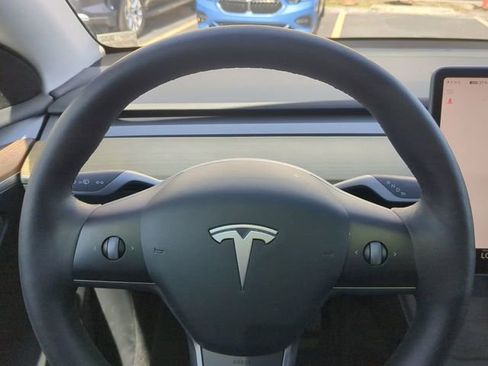 Used 2023 Tesla Model Y Long Range image 30
