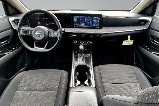 Used 2026 Nissan Kicks S FWD image 7