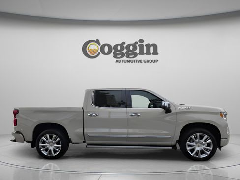 New 2026 Chevrolet Silverado 1500 High Country AWD/4WD image 5