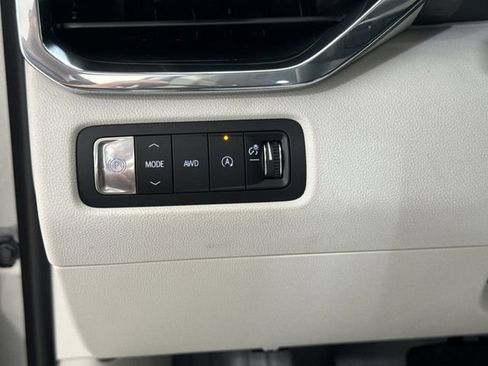 New 2026 GMC Acadia Denali w/ Super Cruise Package AWD/4WD image 36