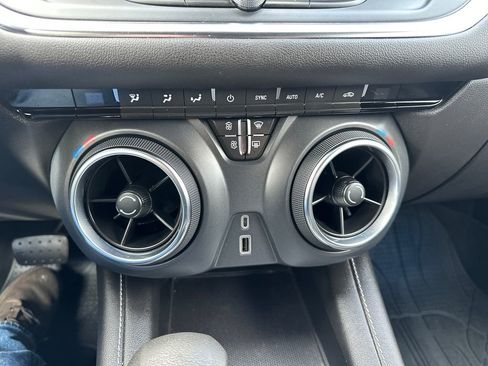 Used 2023 Chevrolet Blazer LT w/ Driver Confidence Package image 22