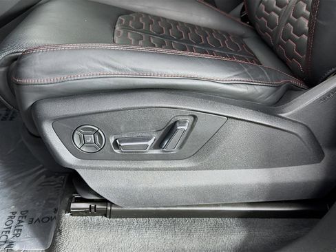 Used 2021 Audi RS Q8 image 23