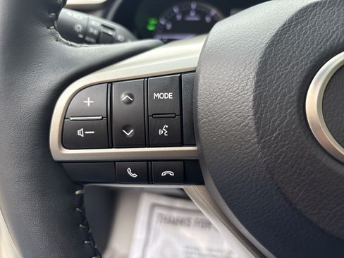 Used 2018 Lexus RX 350 AWD w/ Premium Package image 19