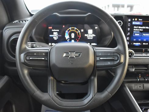 Used 2024 Chevrolet Colorado Trail Boss w/ Technology Package image 19