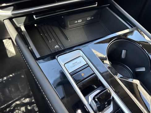 New 2026 Volkswagen Atlas SE image 25