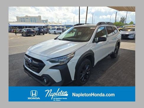 Used 2025 Subaru Outback Onyx Edition image 1