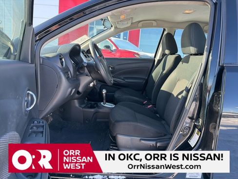 Used 2019 Nissan Versa SV image 14