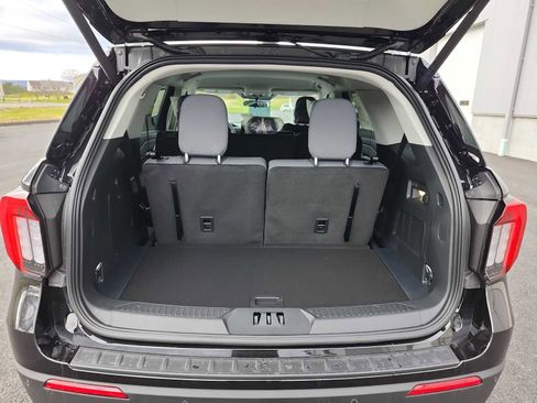 New 2026 Ford Explorer Active image 17