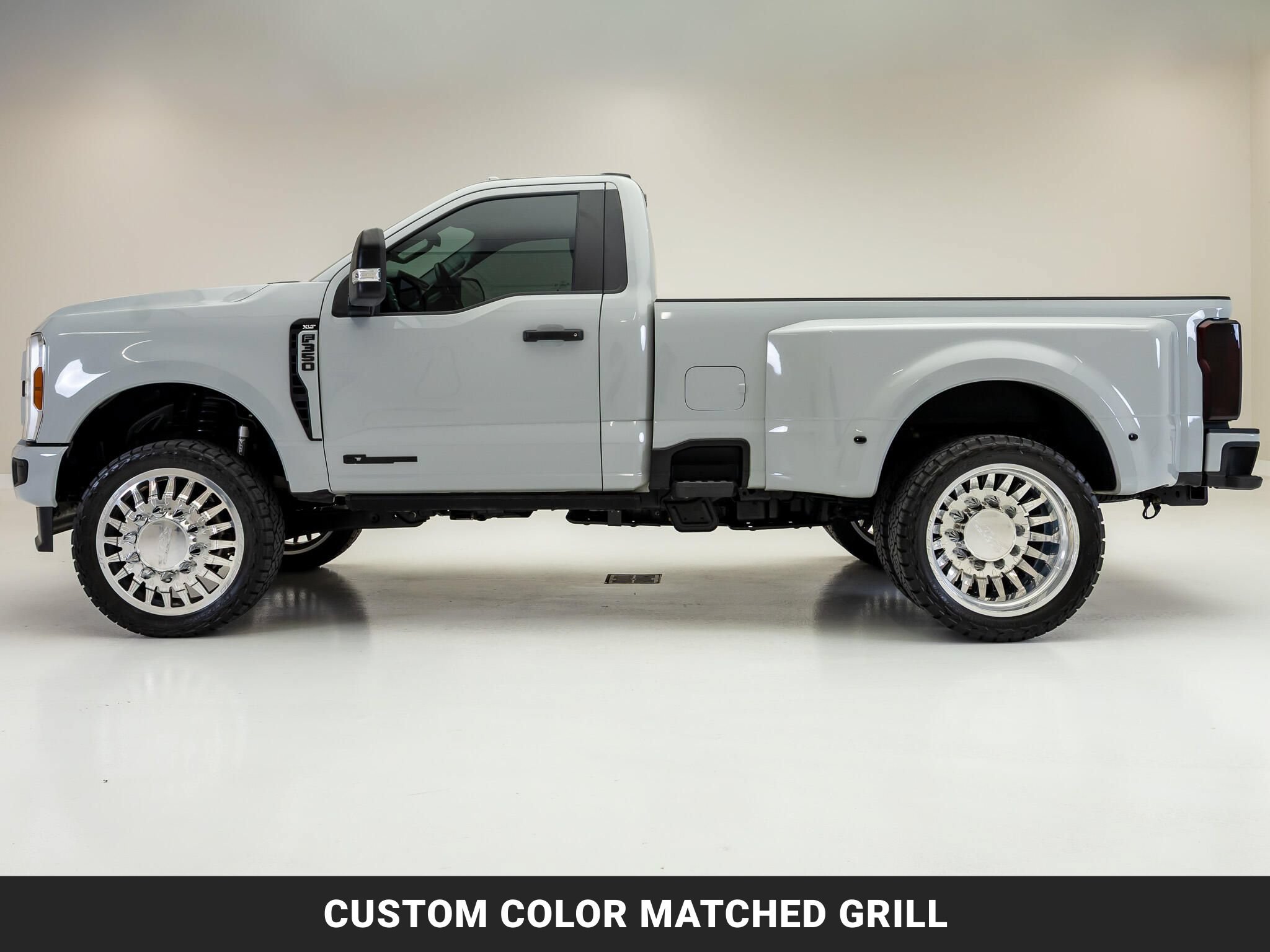 Used 2025 Ford F350 XLT AWD/4WD image 5
