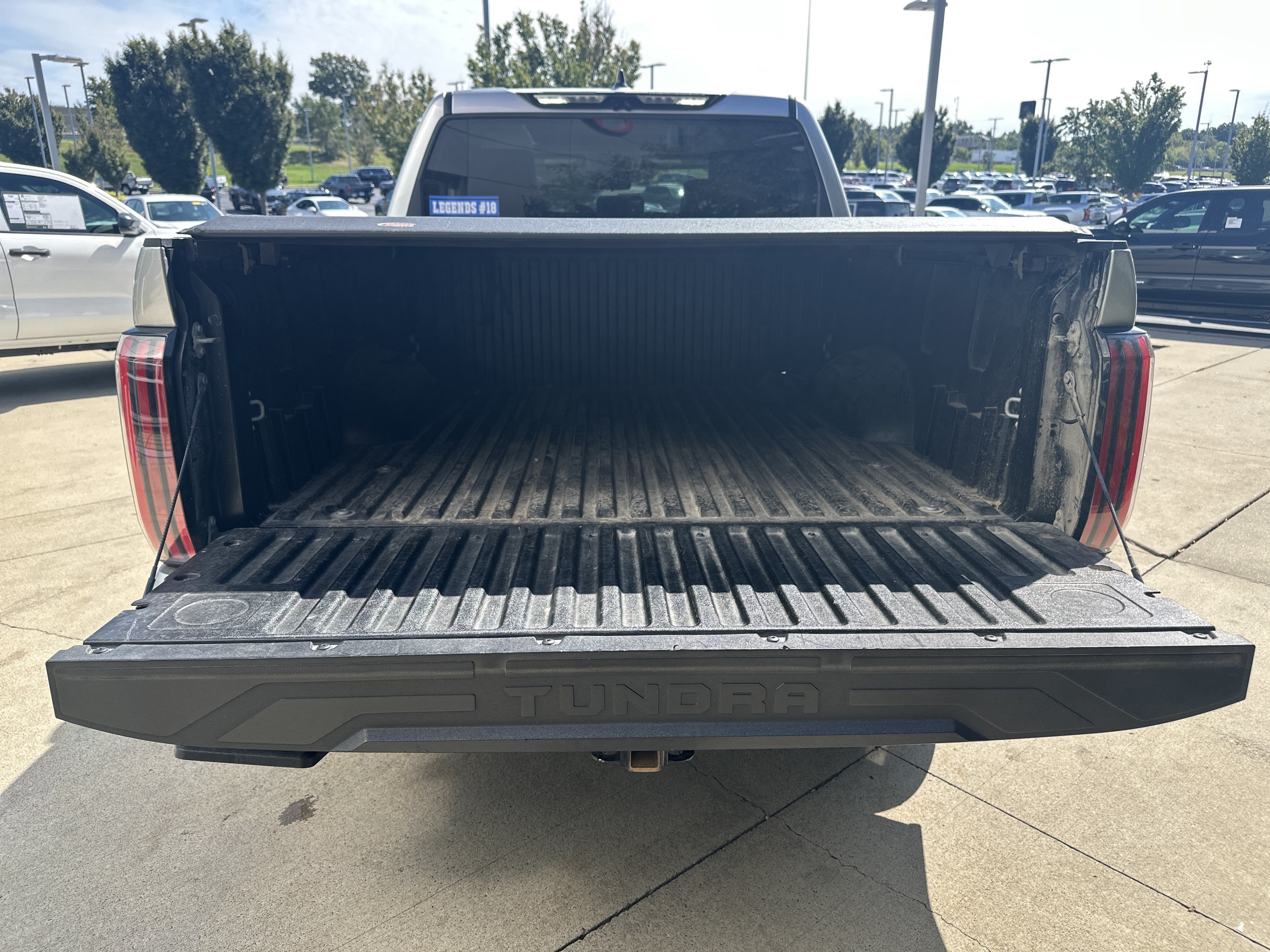 Used 2024 Toyota Tundra Limited AWD/4WD image 28