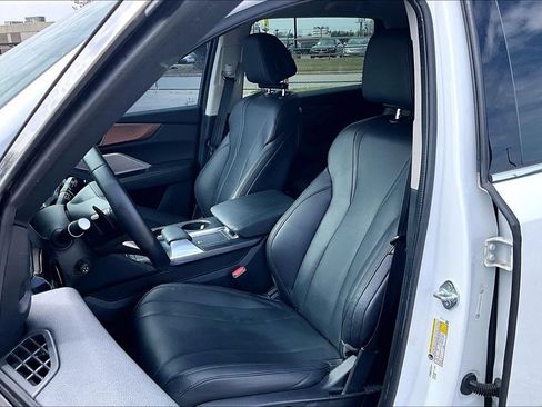 Used 2022 Acura MDX FWD image 34