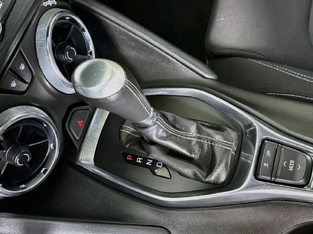 Used 2020 Chevrolet Camaro LT RWD image 19
