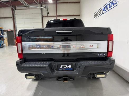 Used 2020 Ford F350 Platinum AWD/4WD image 5