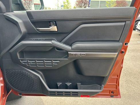 Certified 2025 Toyota Tacoma TRD Off-Road image 16