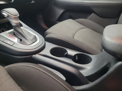 Used 2022 Kia Forte LXS image 26