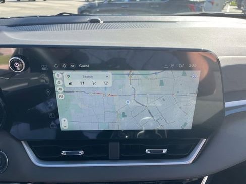 New 2026 Chevrolet Equinox LT image 24