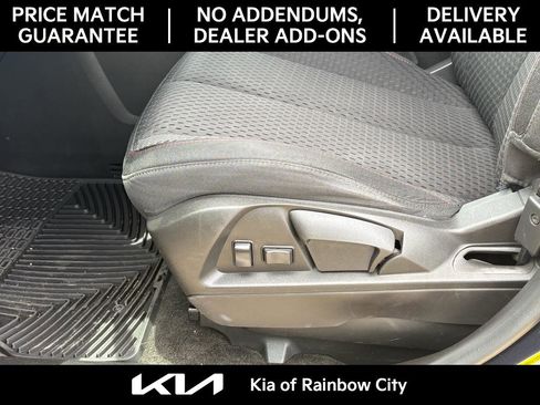 Used 2015 Chevrolet Equinox LS FWD image 11