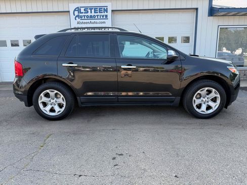 Used 2013 Ford Edge SEL FWD image 2