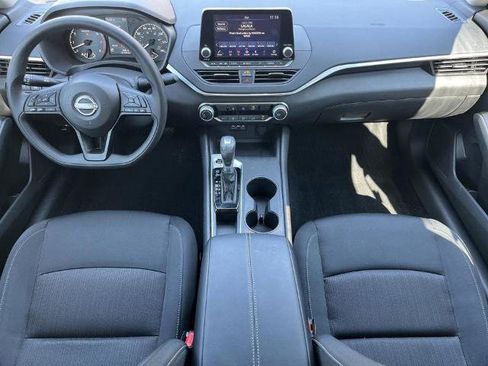 Certified 2025 Nissan Altima 2.5 S image 2