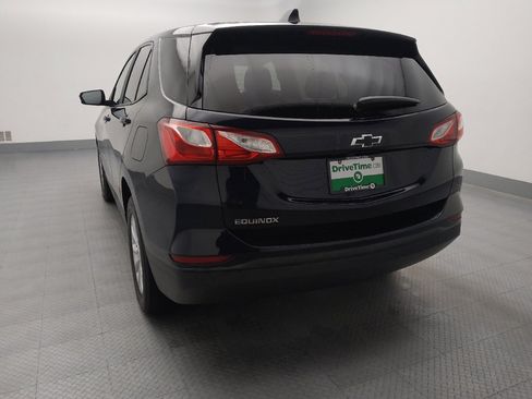 Used 2020 Chevrolet Equinox LS w/ LS Convenience Package FWD image 6