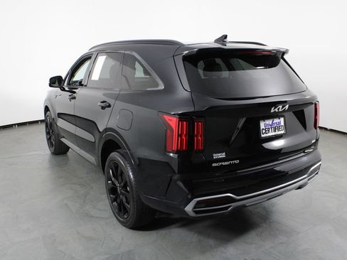 Used 2023 Kia Sorento SX AWD/4WD image 16