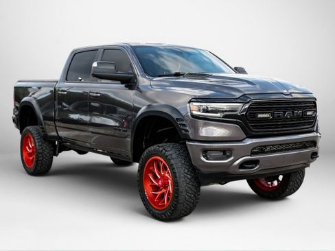 Used 2022 RAM 1500 Limited AWD/4WD image 4