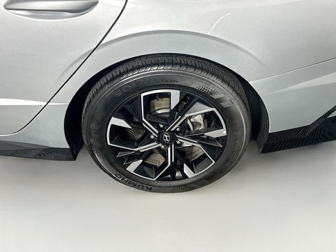 Used 2025 Hyundai Sonata SEL image 11