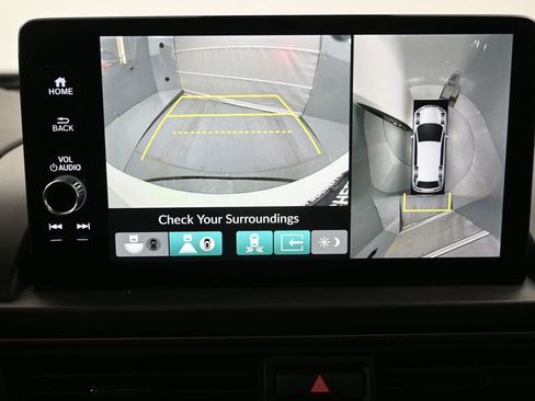 Certified 2023 Honda Pilot TrailSport image 21