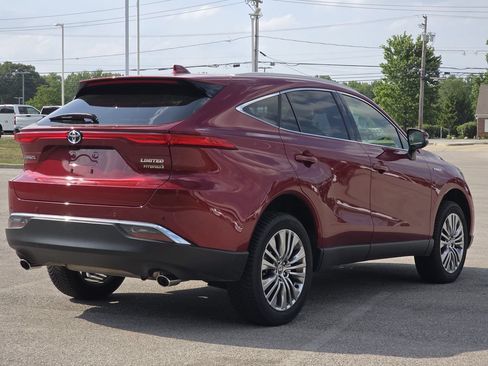 Used 2021 Toyota Venza Limited AWD/4WD image 8