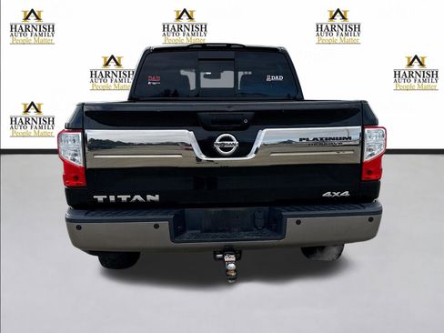 Used 2017 Nissan Titan Platinum Reserve image 2