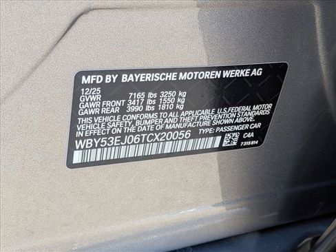 Used 2026 BMW i7 xDrive60 AWD/4WD image 27