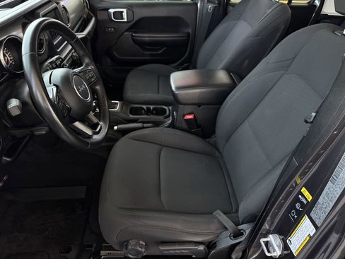Used 2020 Jeep Wrangler Unlimited Sport S image 13