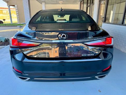 Used 2022 Lexus ES 350 w/ Premium Package image 4