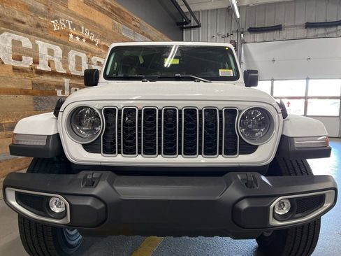 New 2026 Jeep Wrangler Sahara image 8