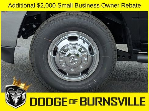 New 2026 RAM 3500 Tradesman AWD/4WD image 4
