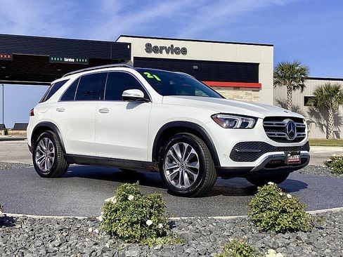Used 2021 Mercedes-Benz GLE 350 4MATIC image 3
