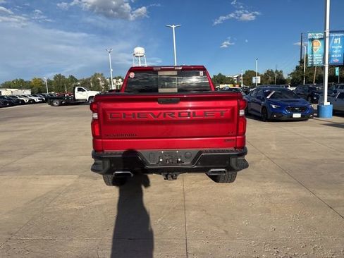 Used 2021 Chevrolet Silverado 1500 LT Trail Boss w/ Convenience Package II AWD/4WD image 6