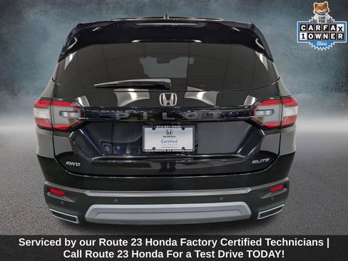 Used 2023 Honda Pilot Elite image 6